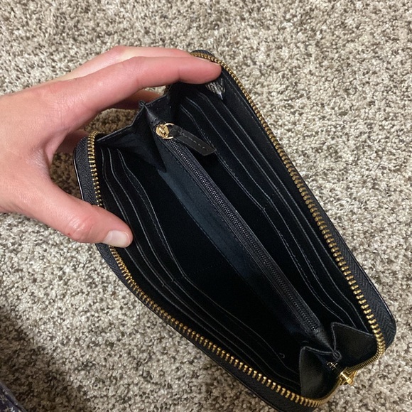Fossil Wallet - Picture 2 of 2